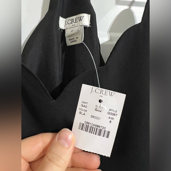 Women’s J. Crew Scallop Tank - Picture 2 of 4